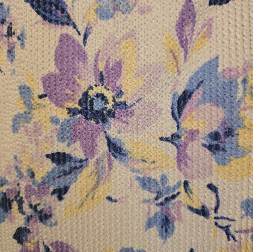Oversized Ribbed Floral Top - Picture 3 of 5